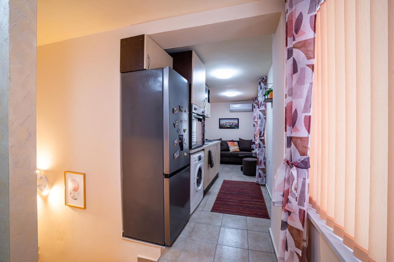 Abstract Apartment Varna Exterior foto